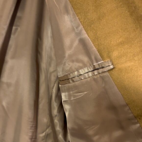 Jos. A. Bank Mustard Jacket Size 44L - Picture 9 of 10